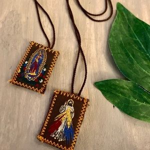 Escapulario echo en México